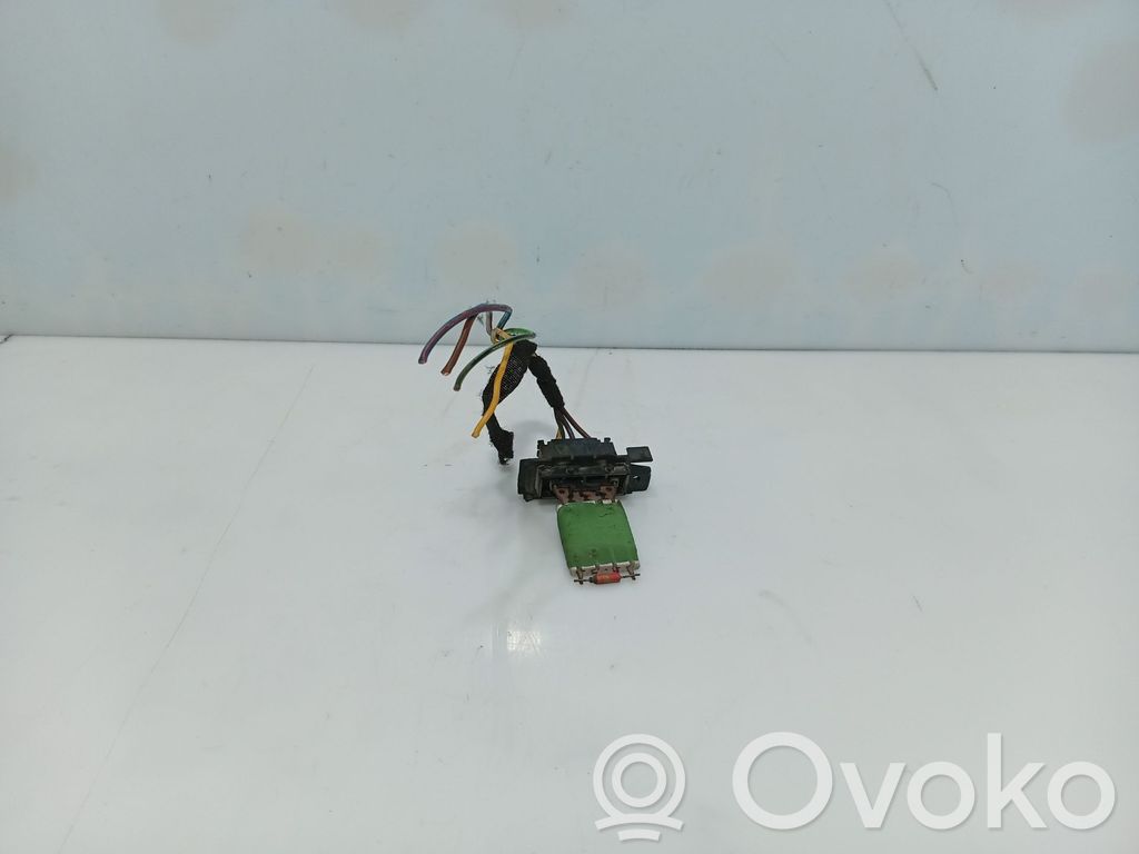 Opel Corsa D Motor aerotermă/rezistor ventilator 