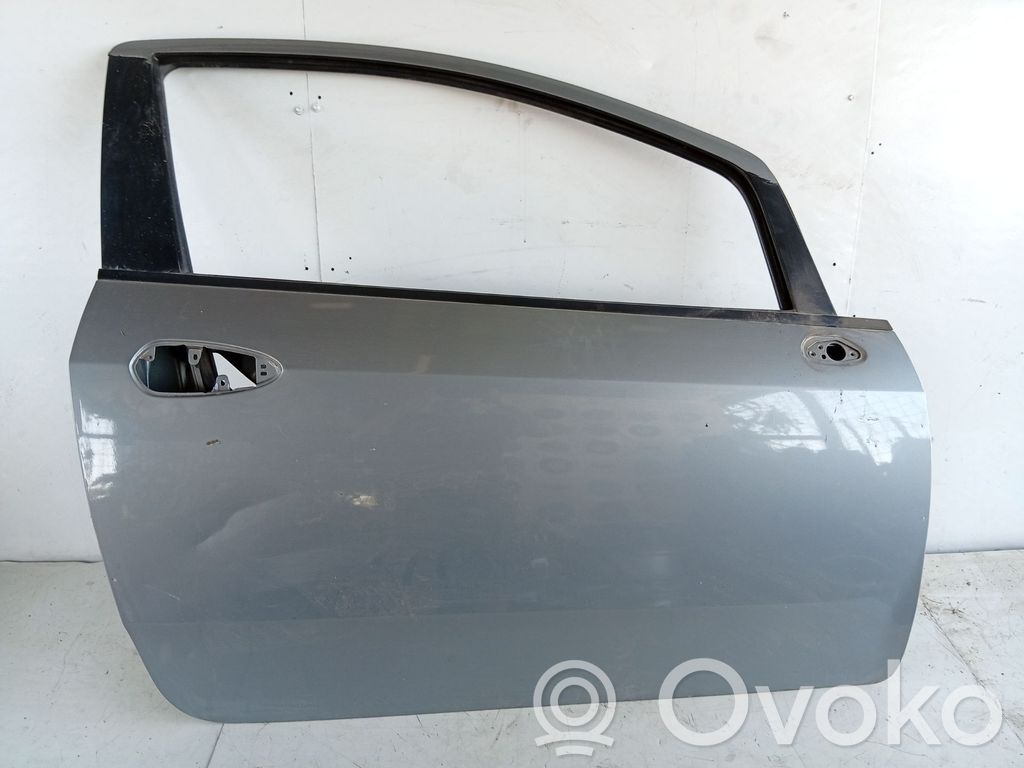 Fiat Grande Punto Puerta delantera 