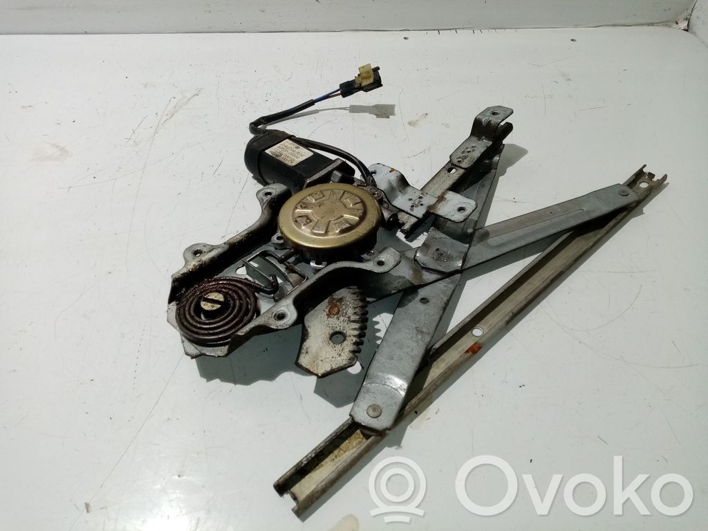 SsangYong Musso Mechanizm podnoszenia szyby tylnej bez silnika