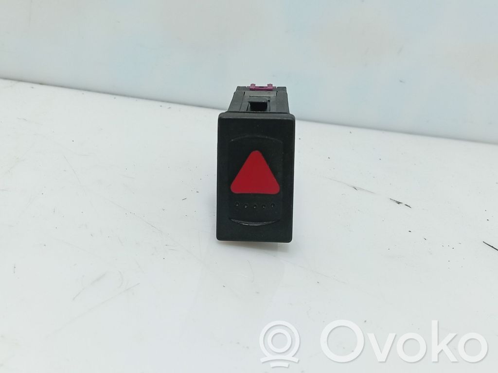 Botón interruptor de luz de peligro   3B0953235D