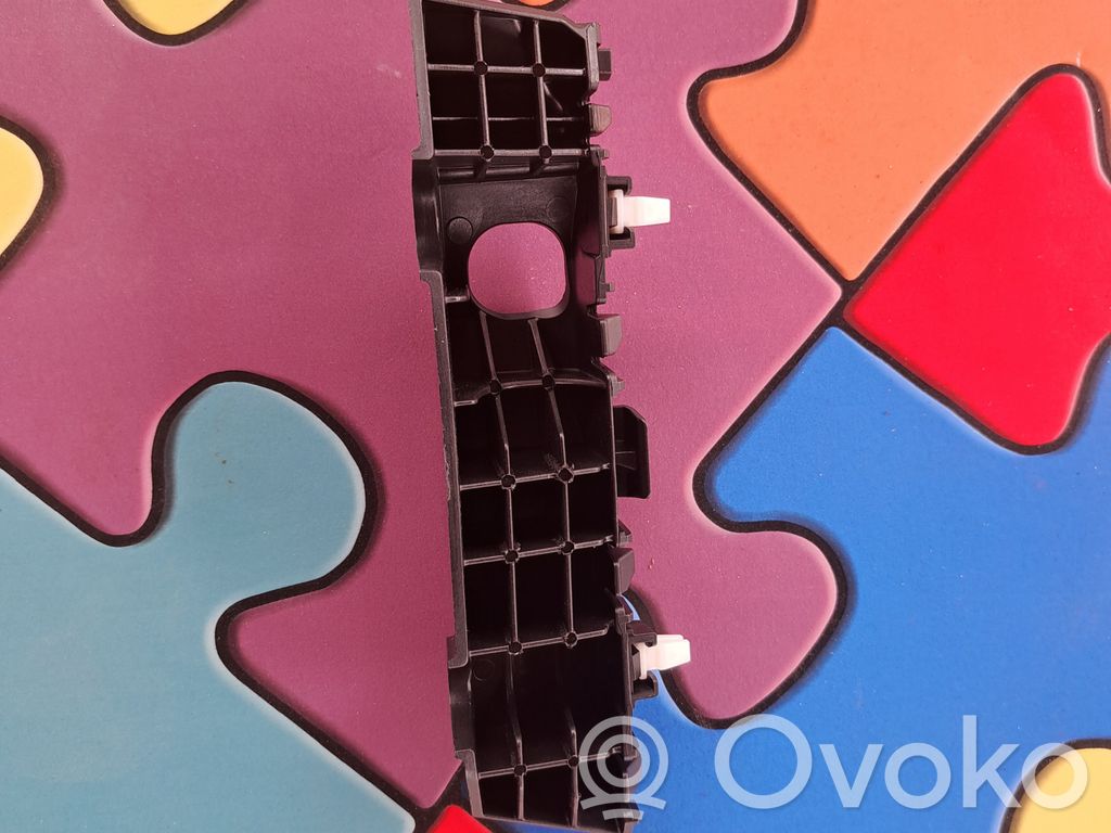 KIA Xceed Front bumper mounting bracket 