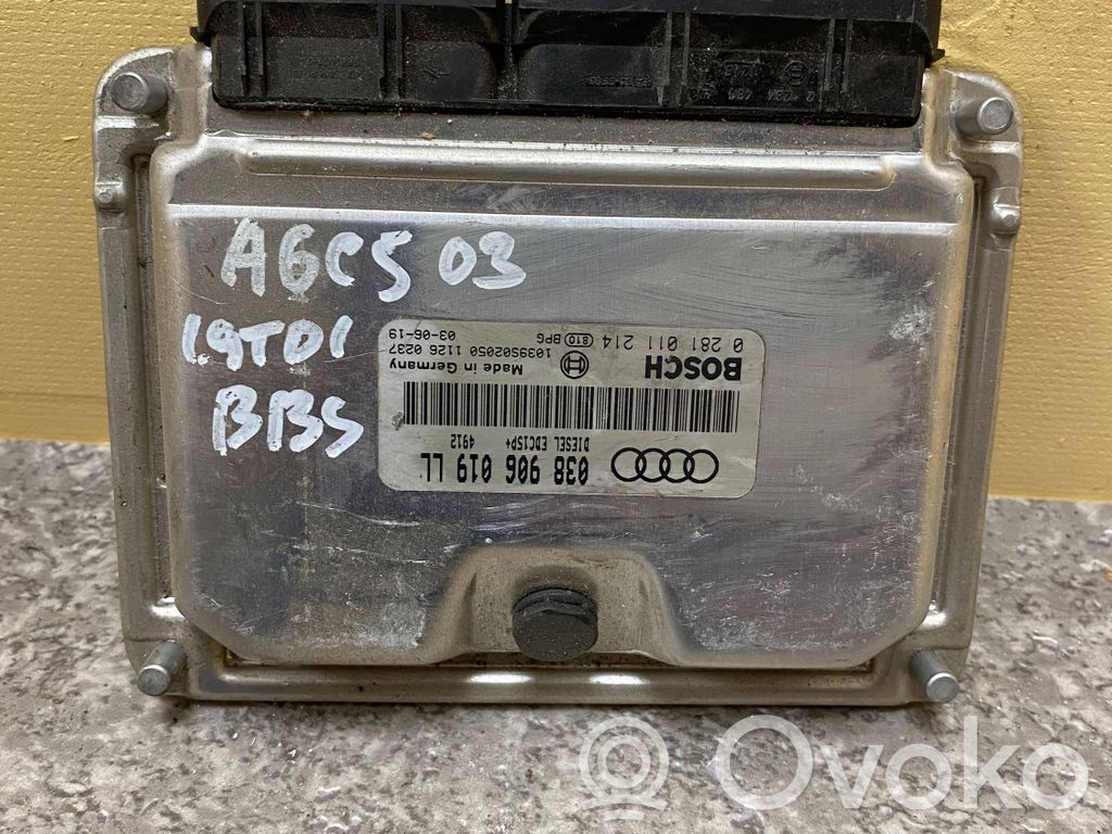 Audi A6 S6 C5 4B Engine control unit/module 