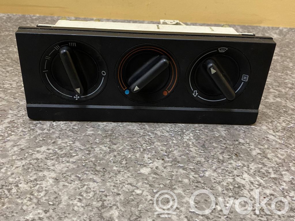 Audi 80 90 S2 B4 Climate control unit 