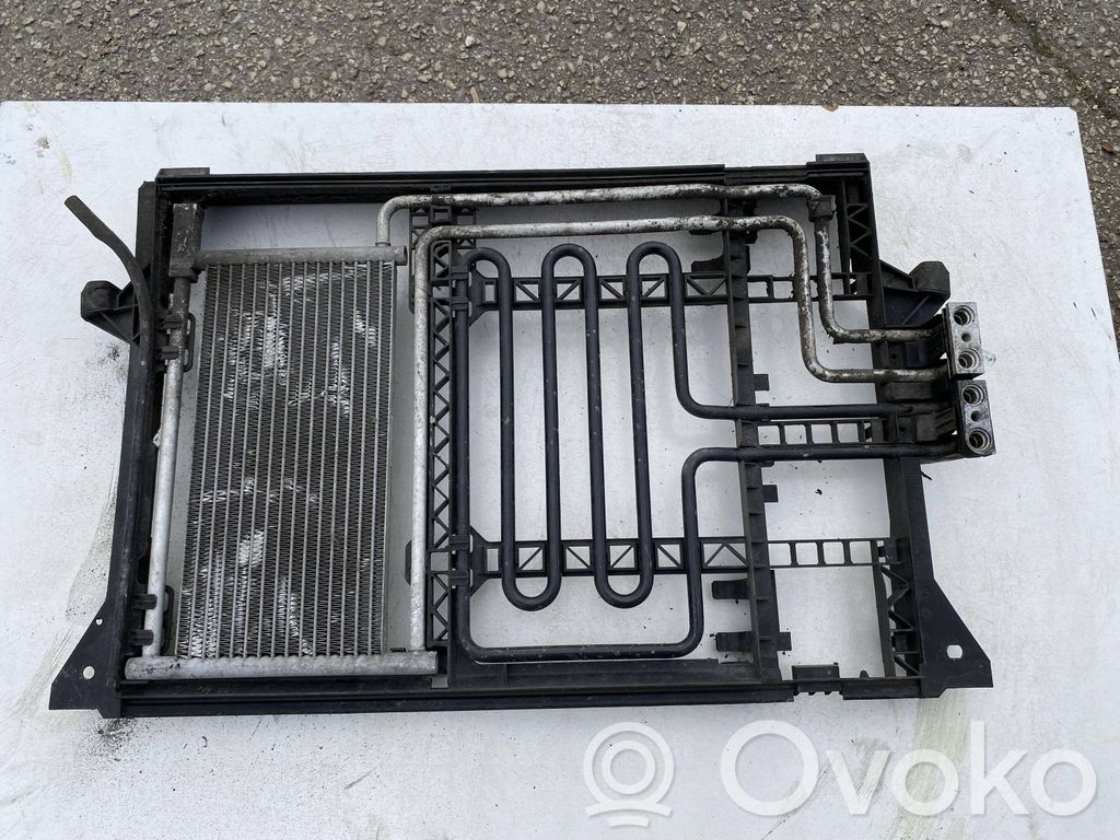 BMW 5 E39 Moottoriöljyn jäähdytinlaite 