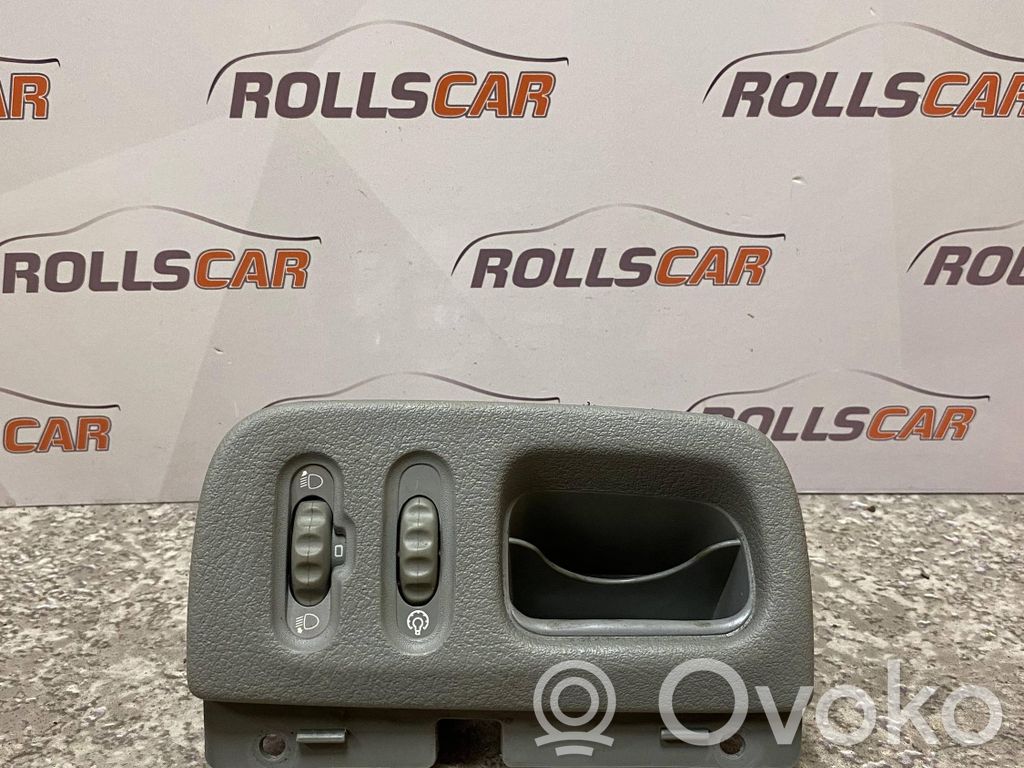 Renault Scenic I Headlight level height control switch 