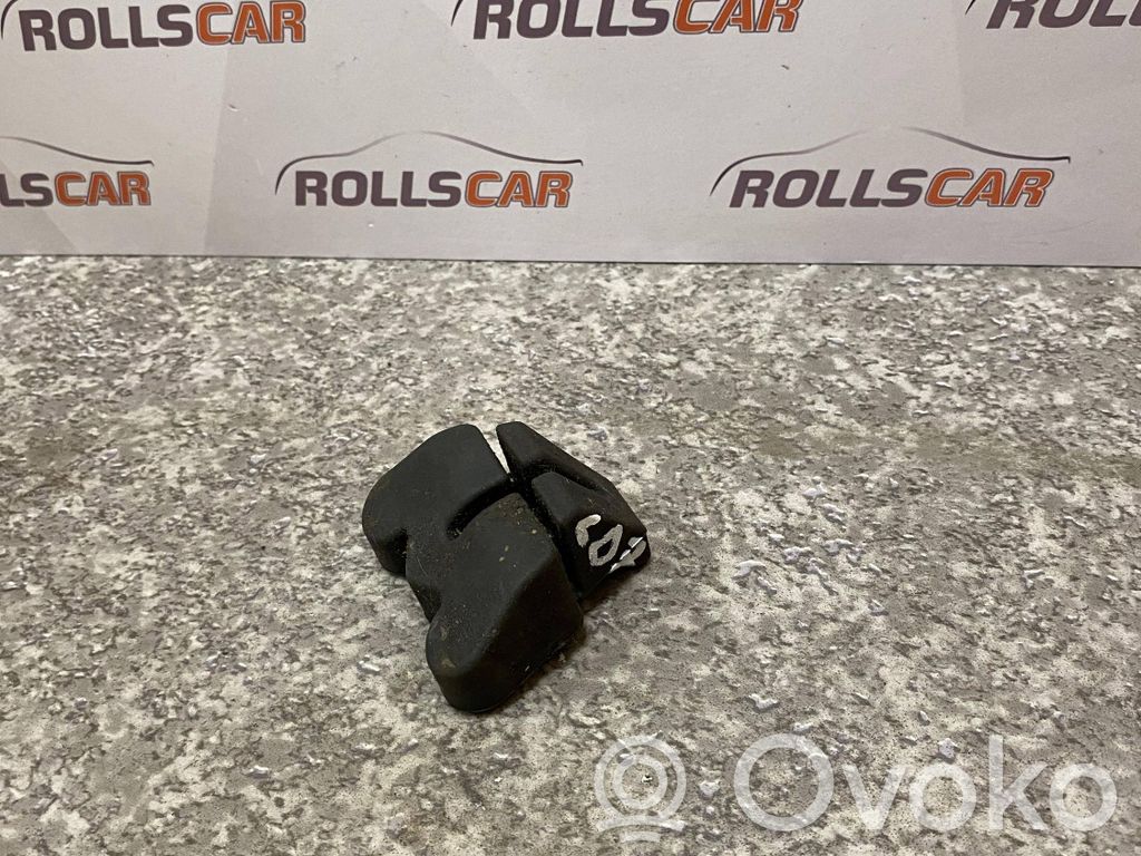 Radiator mount bracket   785147