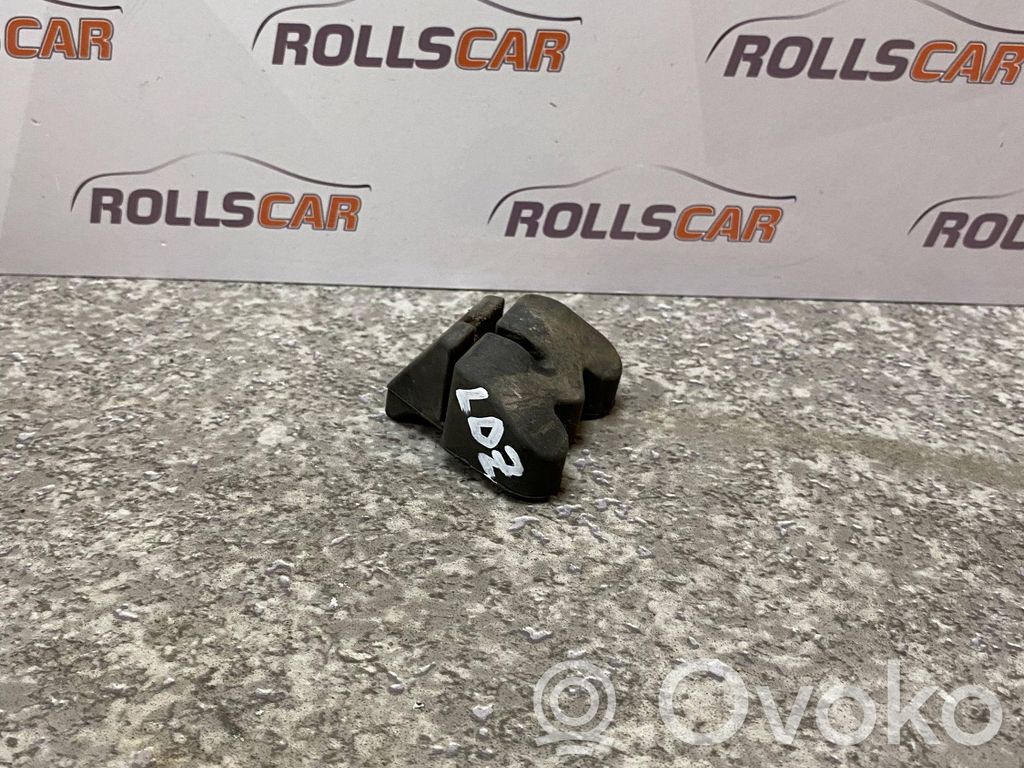 BMW X5 E70 Radiator mount bracket 
