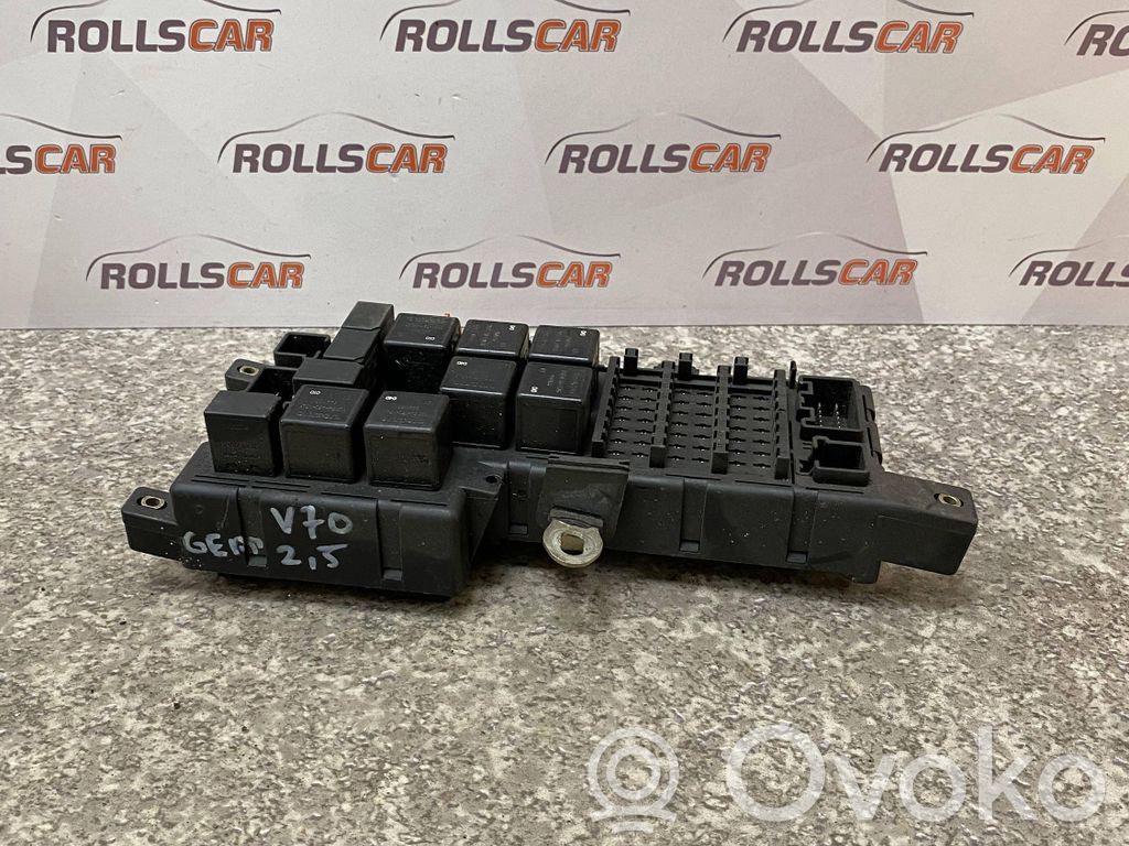 Volvo S70  V70  V70 XC Fuse module 