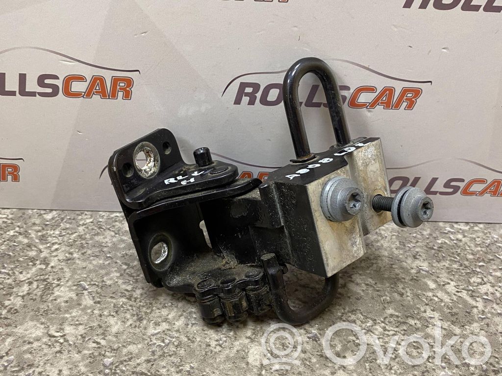 Audi A8 S8 D3 4E Bisagra inferior de la puerta trasera 
