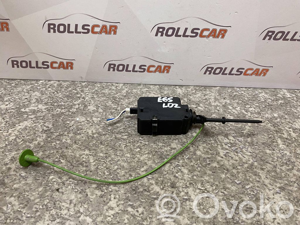 BMW 7 E65 E66 Fuel tank cap lock 