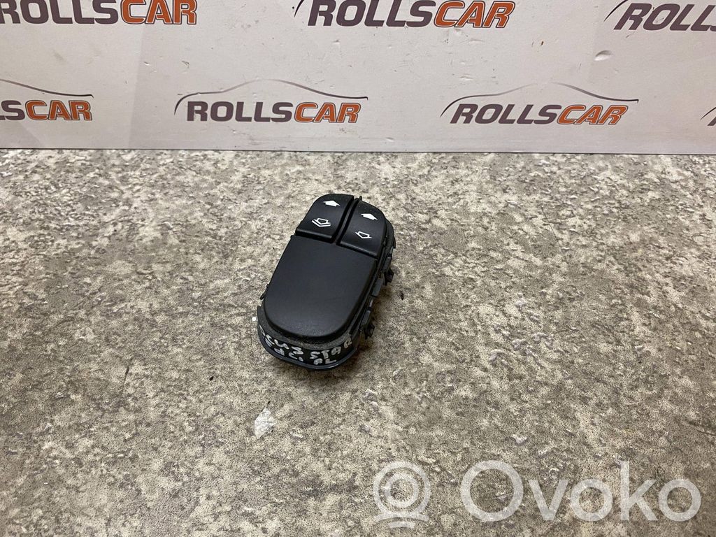 Ford Focus Electric window control switch 