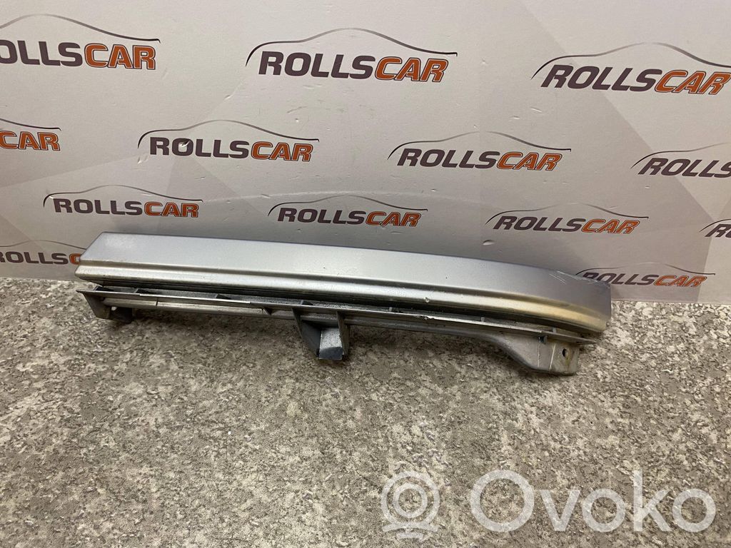 Opel Zafira A Moulure sous phares 