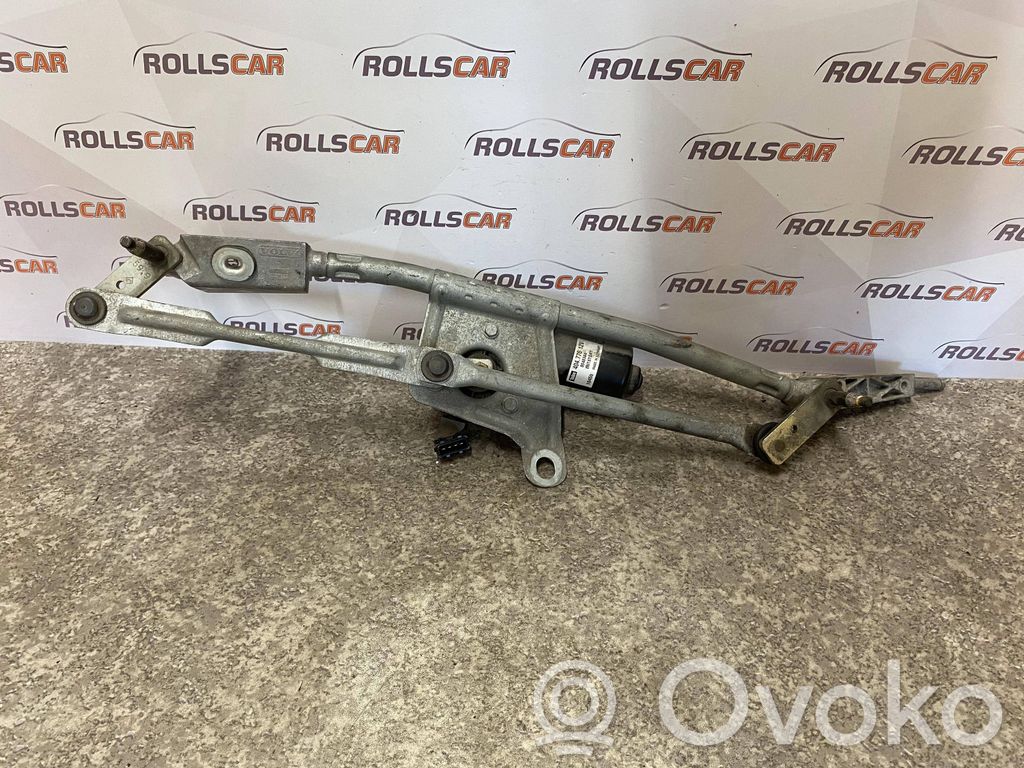 Volvo V70 Front wiper linkage and motor 
