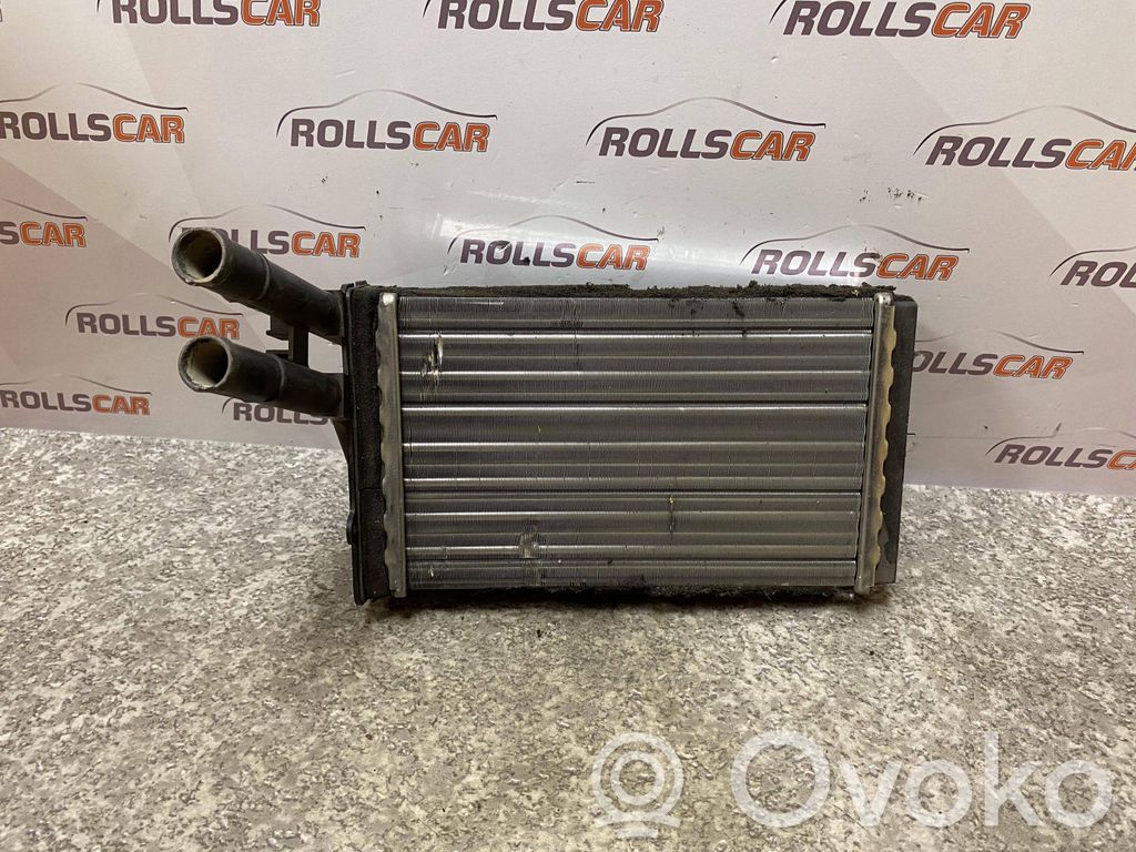 Audi A4 S4 B6 8E 8H Lämmityslaitteen kenno 