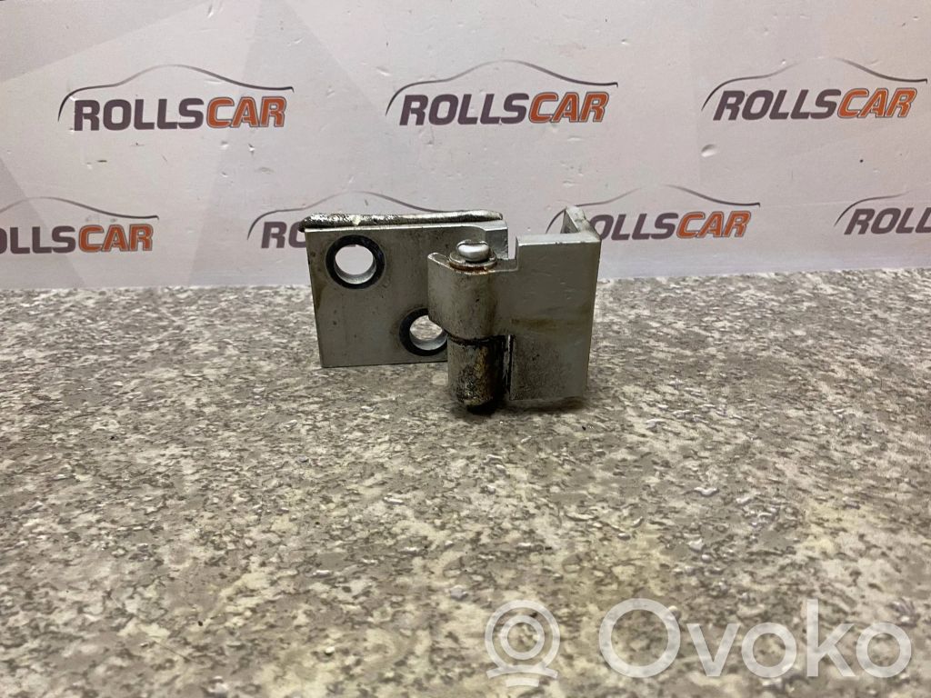 BMW X5 E53 Front door upper hinge 