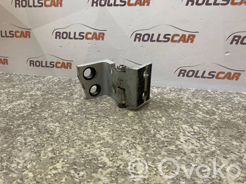 BMW X5 E53 Rear door upper hinge 