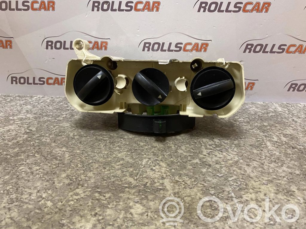Toyota Corolla E120 E130 Climate control unit 