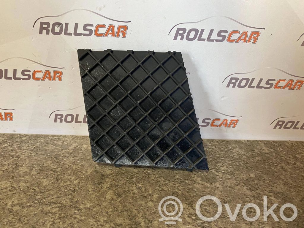 BMW 5 E60 E61 Tow hook cap/cover 