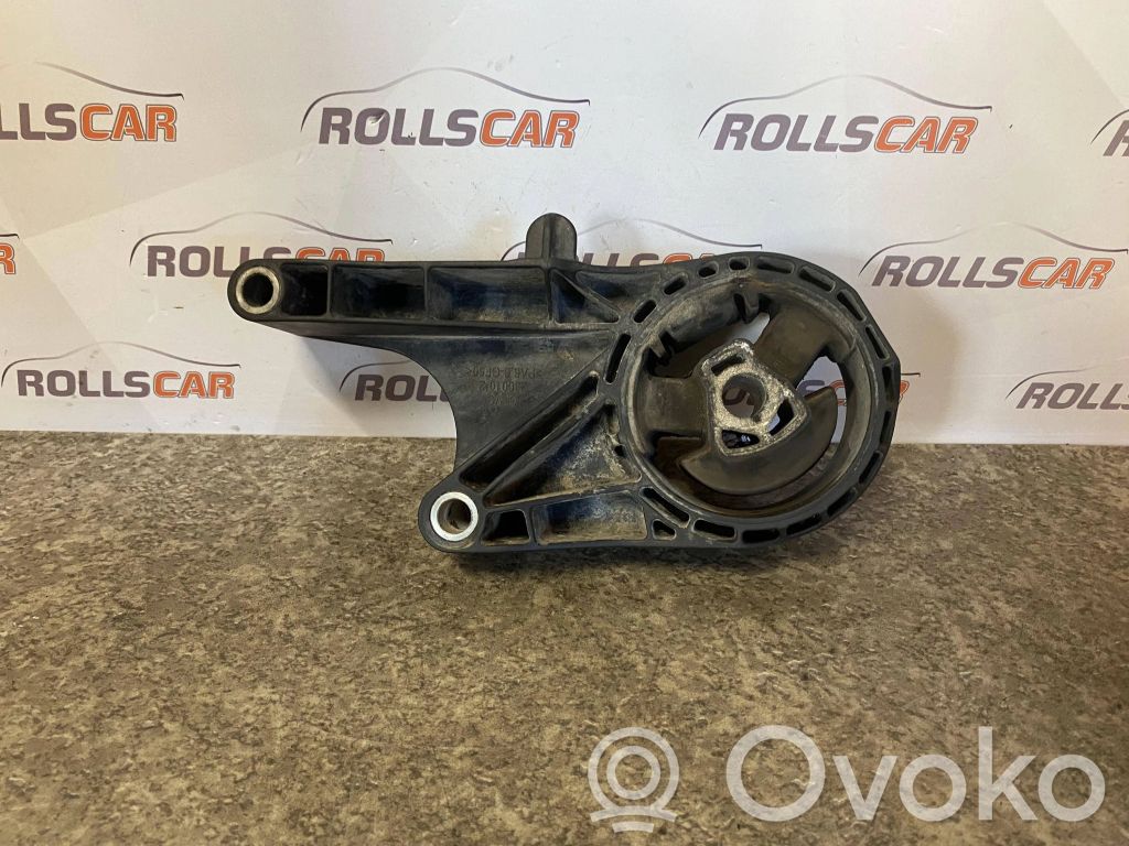 Opel Insignia A Engine mount bracket 