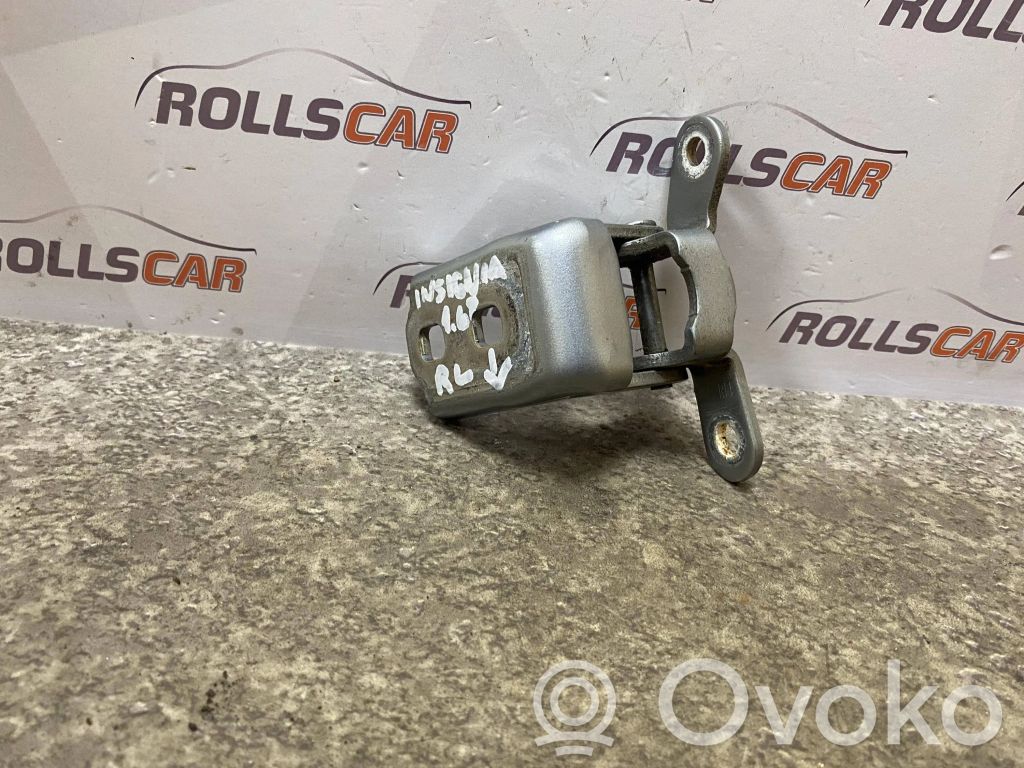 Opel Insignia A Rear door lower hinge 