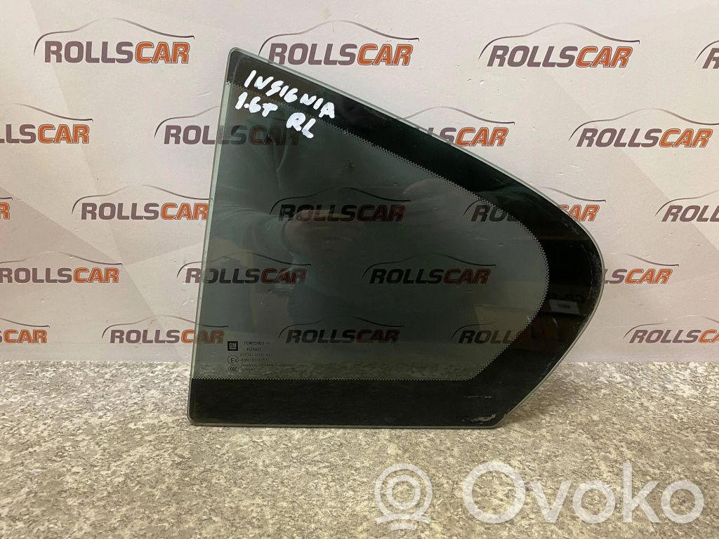 Opel Insignia A Ventanilla de ventilación de la puerta trasera 