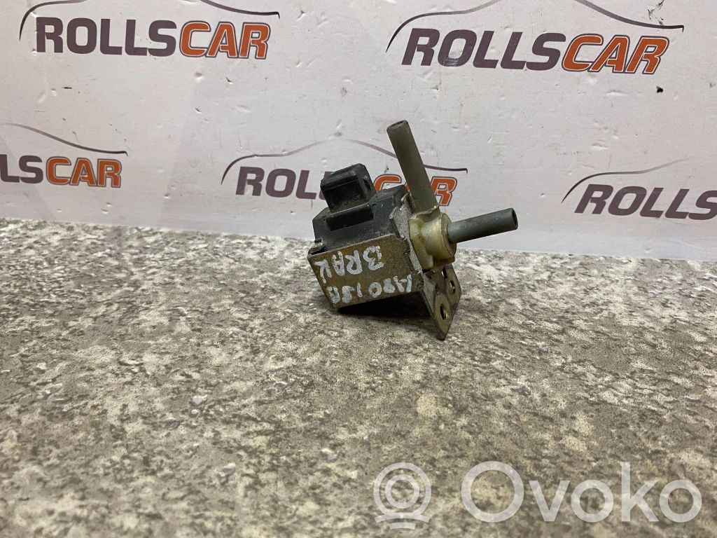Audi 80 90 B3 Turboahtimen magneettiventtiili 