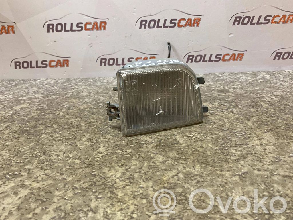 Volkswagen PASSAT B4 Front indicator light 