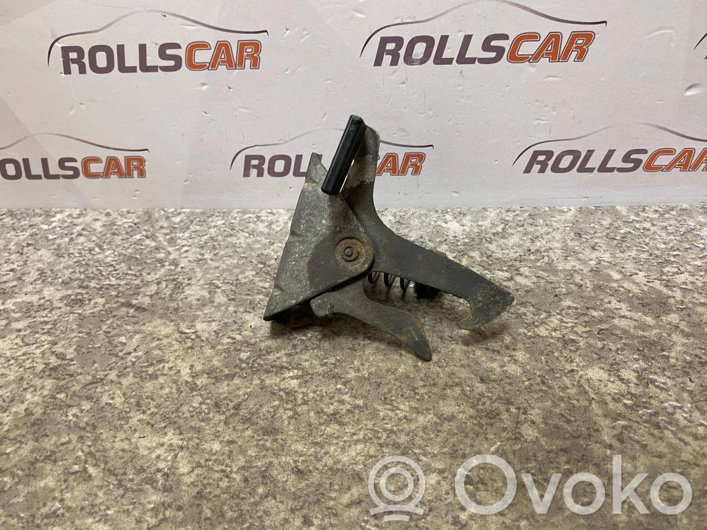 Volvo S60 Serrure de capot 