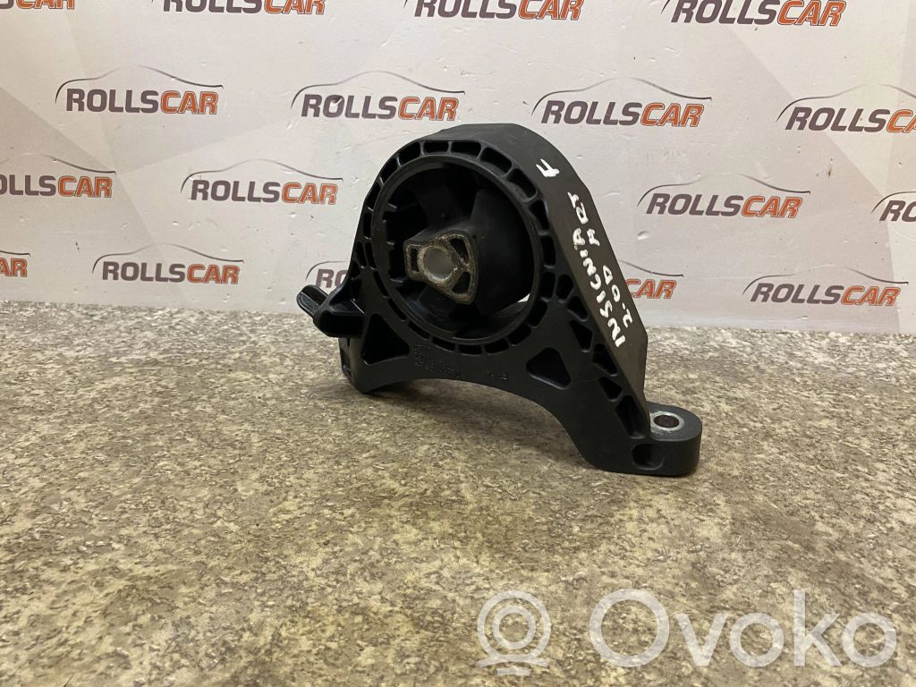 Opel Insignia A Engine mount bracket 