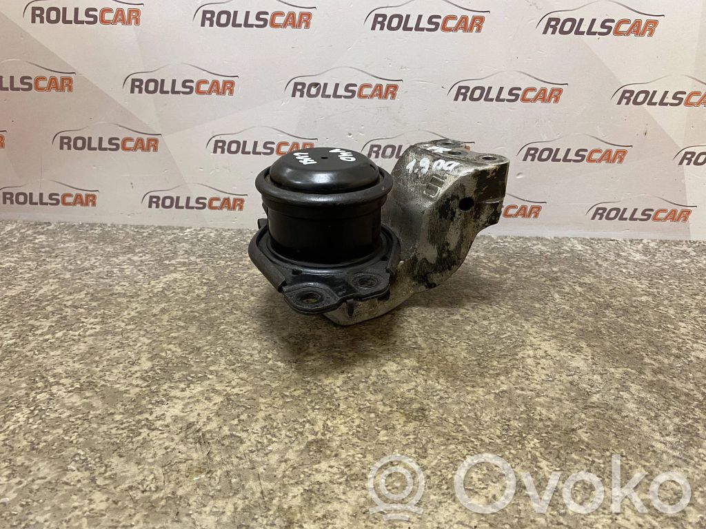 Volvo S40, V40 Suport tampon motor 