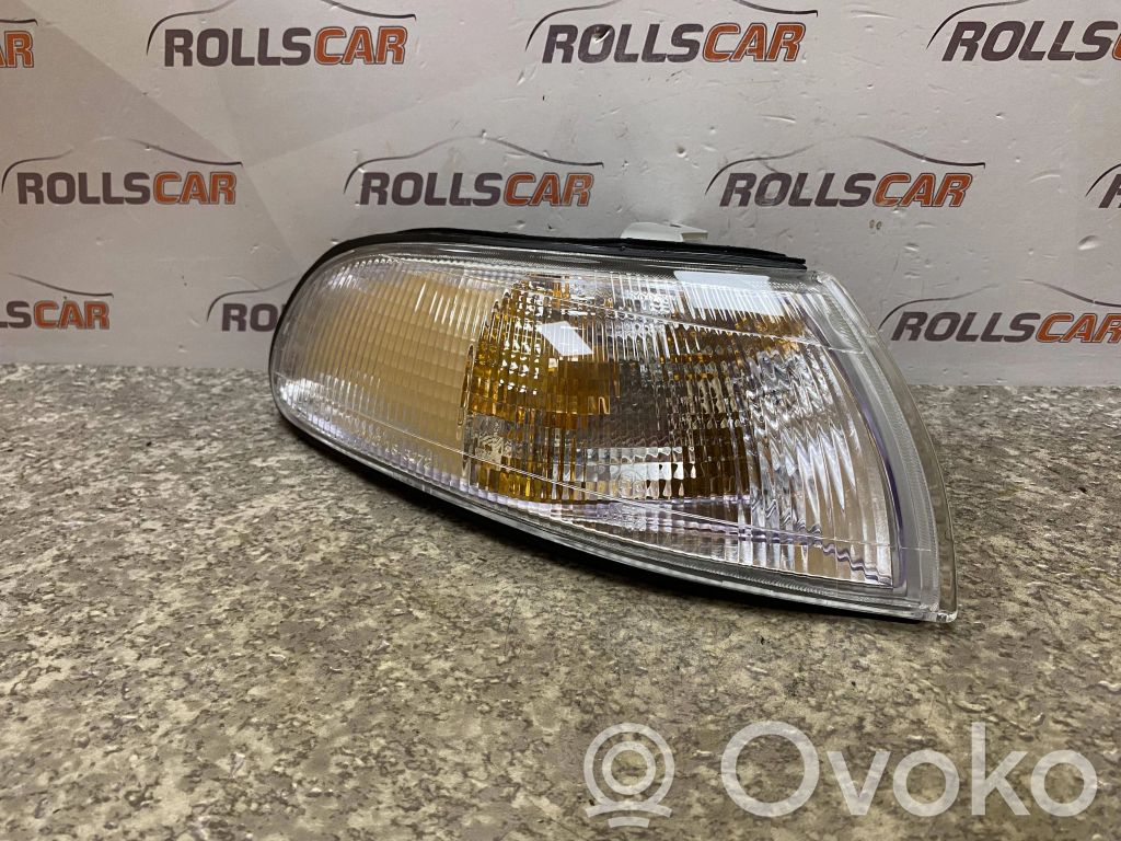 Mazda 626 Front indicator light 