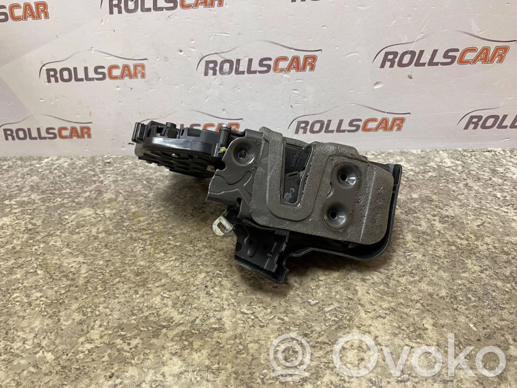 Land Rover Freelander 2 - LR2 Încuietoare ușă față 