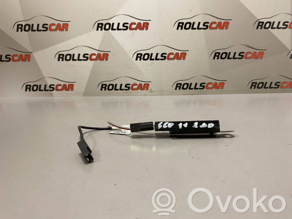 Volvo S60 Antenos stiprintuvas 