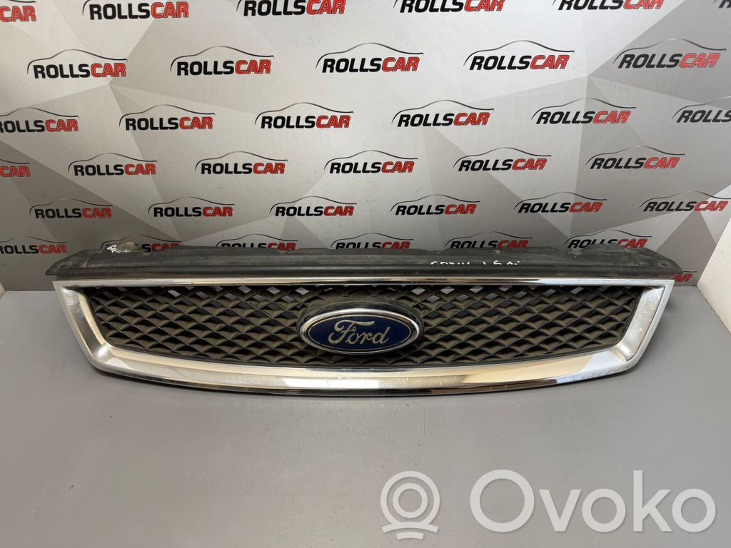 Ford Focus Augšējais režģis 