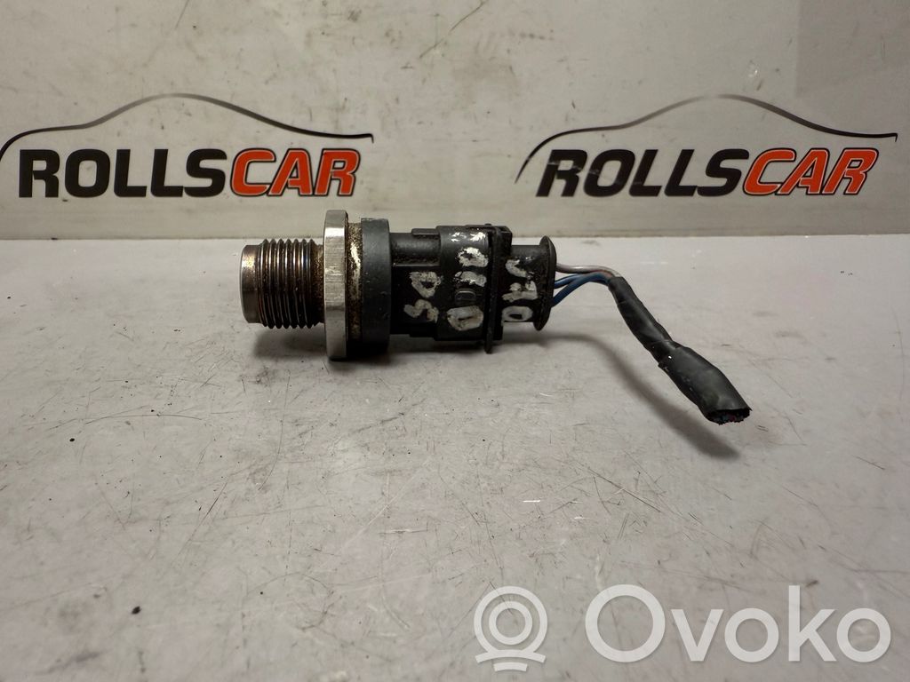 Volvo V70 Sensor de presión de combustible 