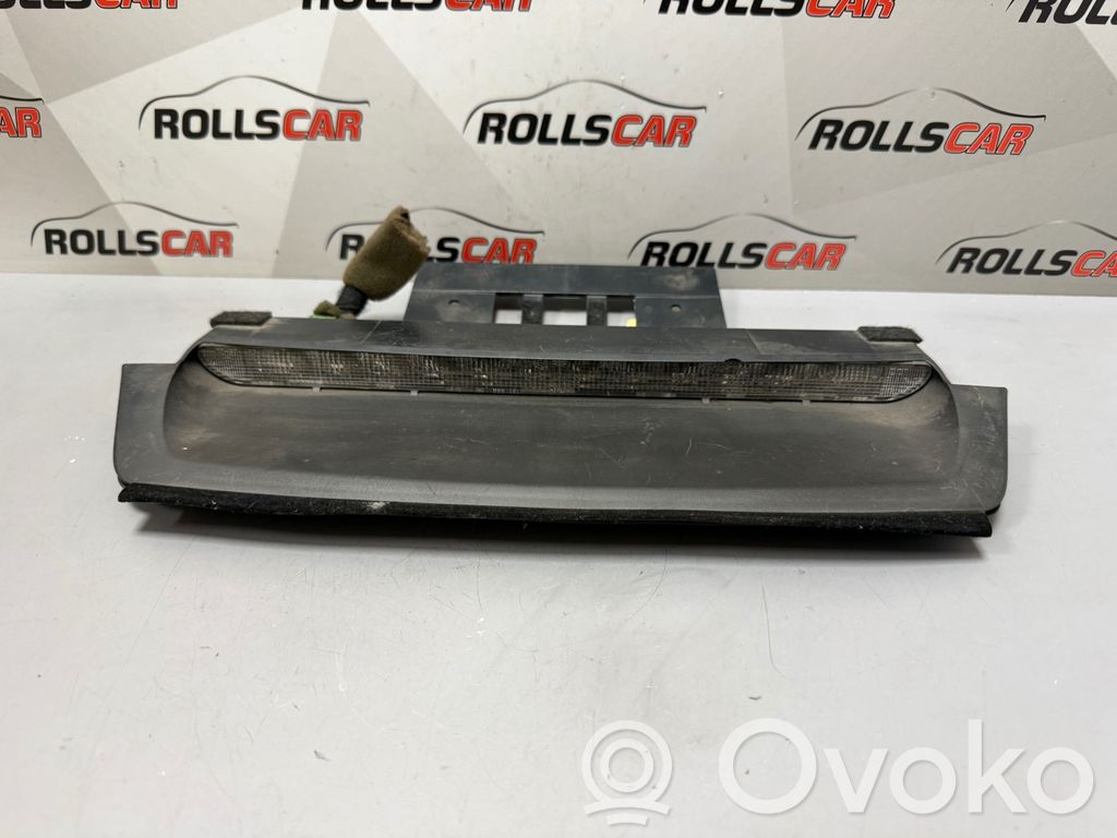 Volvo S60 Third/center stoplight 