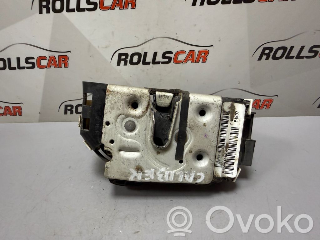Dodge Caliber Front door lock 
