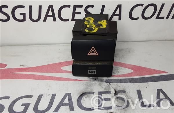 Toyota Corolla Verso E121 Botón interruptor de luz de peligro 