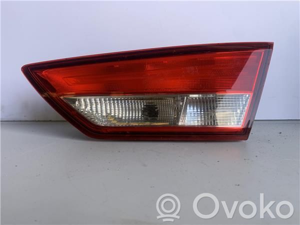 Seat Leon (5F) Takavalon polttimo 