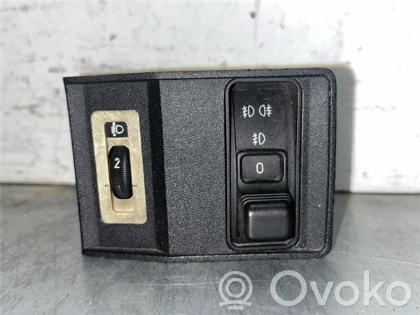 Valokatkaisija   8110498