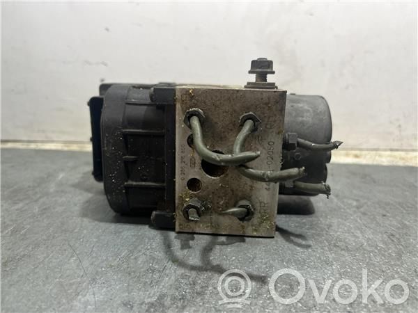 Toyota Corolla Verso E121 Takavalon polttimo 