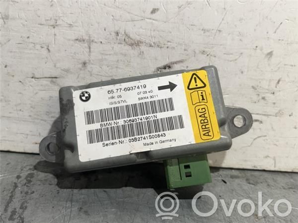 Module de contrôle airbag   65776937419