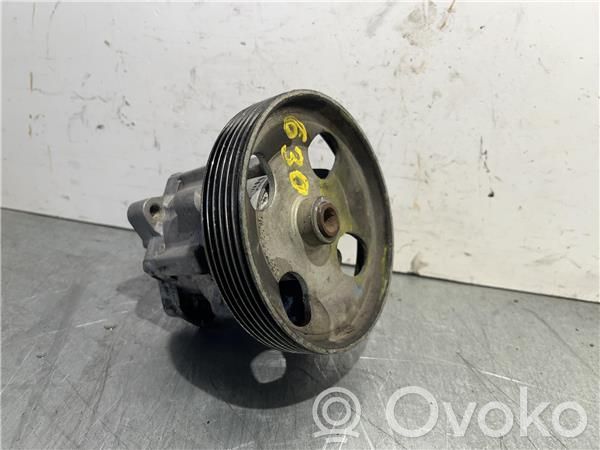 Ohjaustehostimen sähköpumppu   9647983580