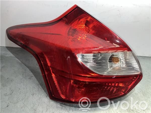 Lámpara de faros/luces traseros   BM5113405A