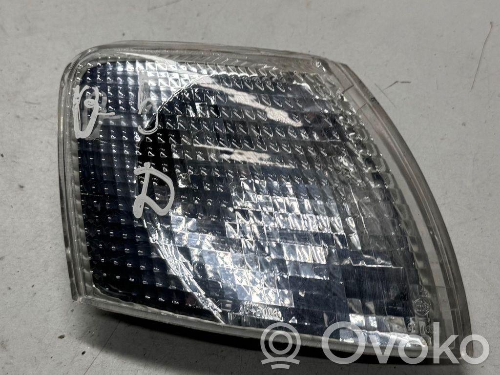 Volkswagen PASSAT B5 Front indicator light 