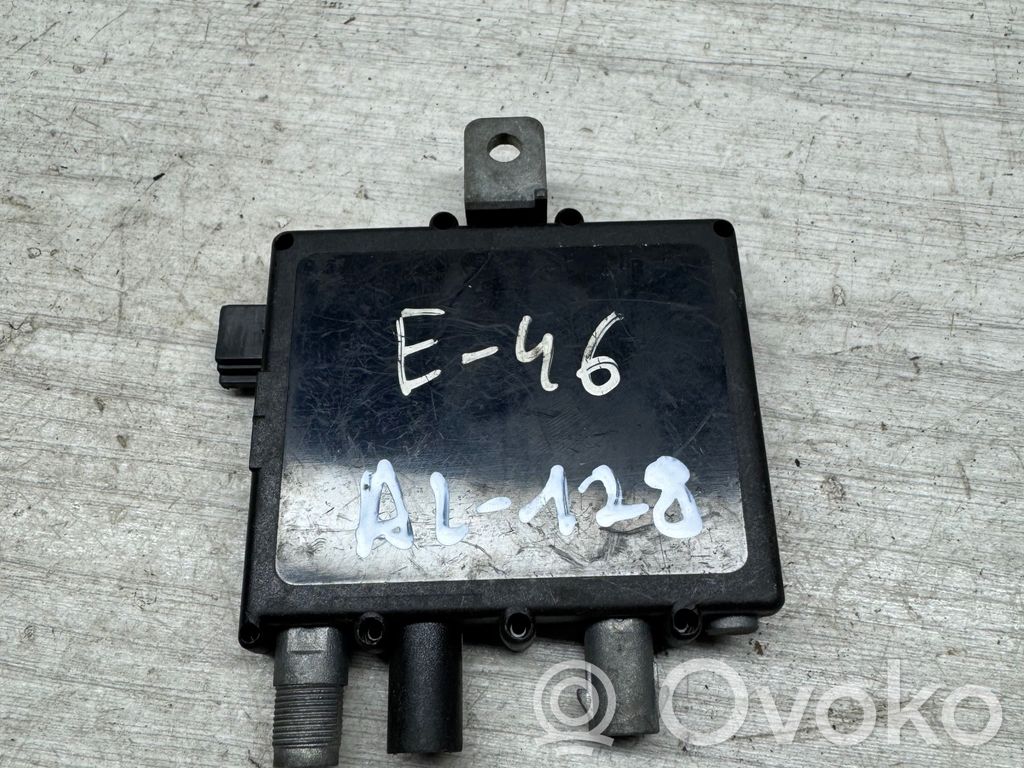 BMW 3 E46 Amplificator antenă aeriană 