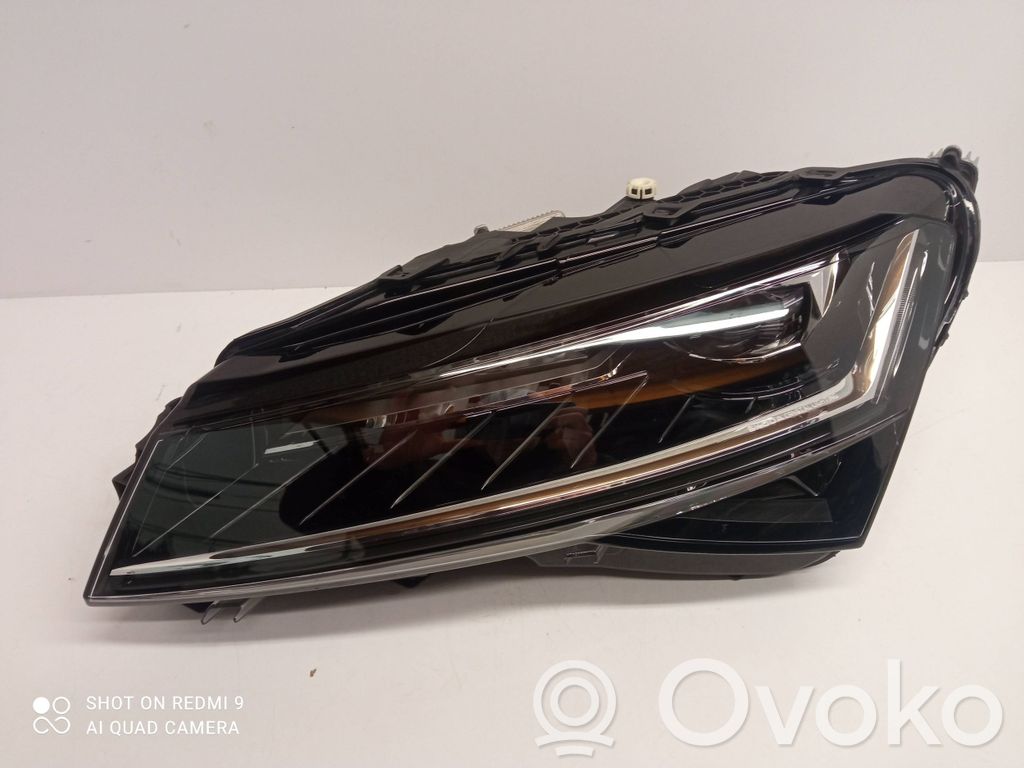 Skoda Superb B8 (3V) Lampa przednia 