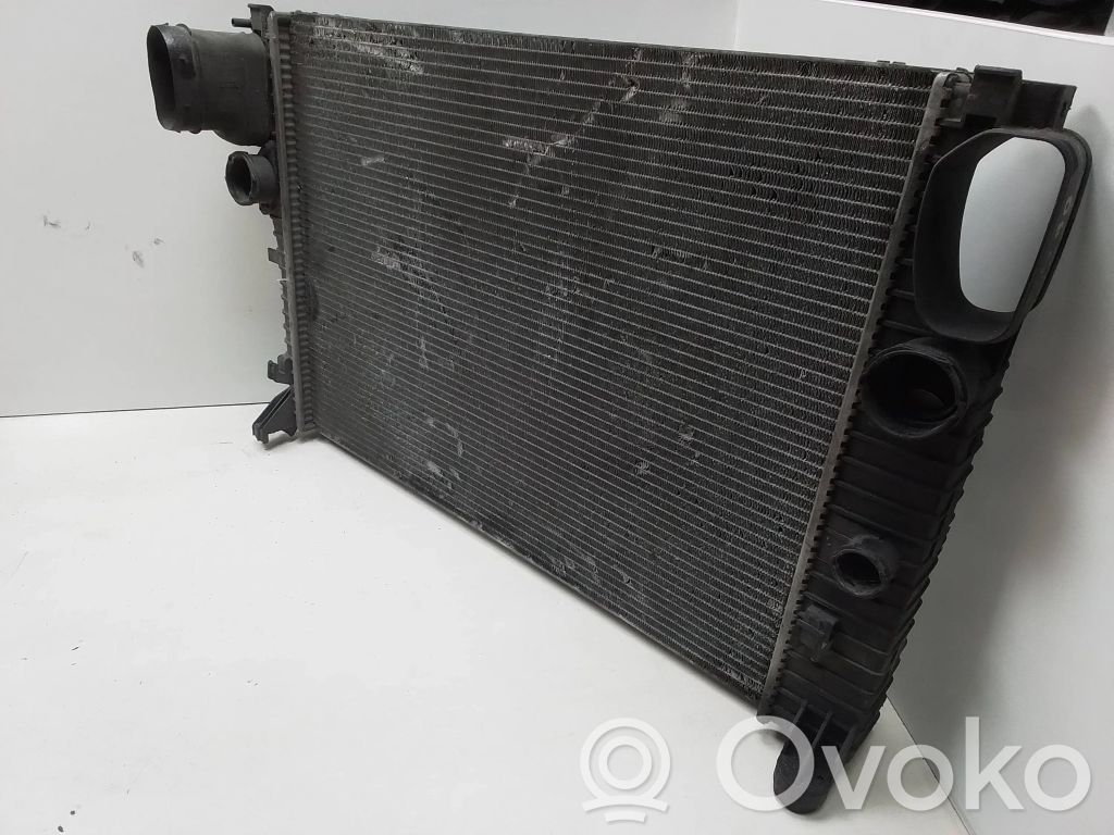 Mercedes-Benz E W211 Dzesēšanas šķidruma radiators 