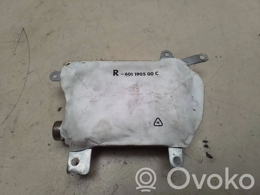 Etuoven turvatyyny   601190500C