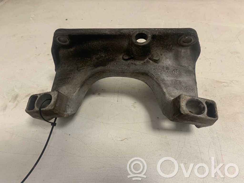 Gearbox mounting bracket   6761103,24168110